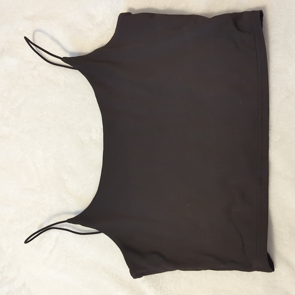 Black crop tank top